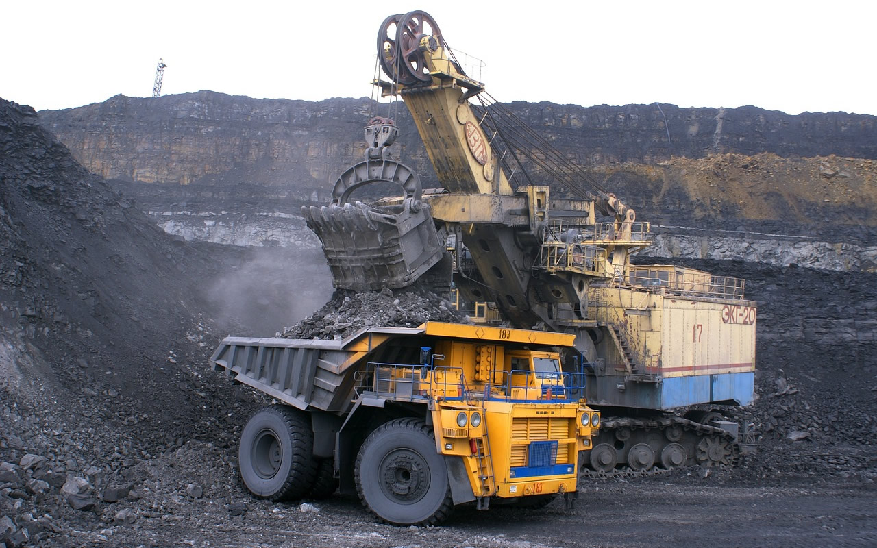 Industrial Vehicle