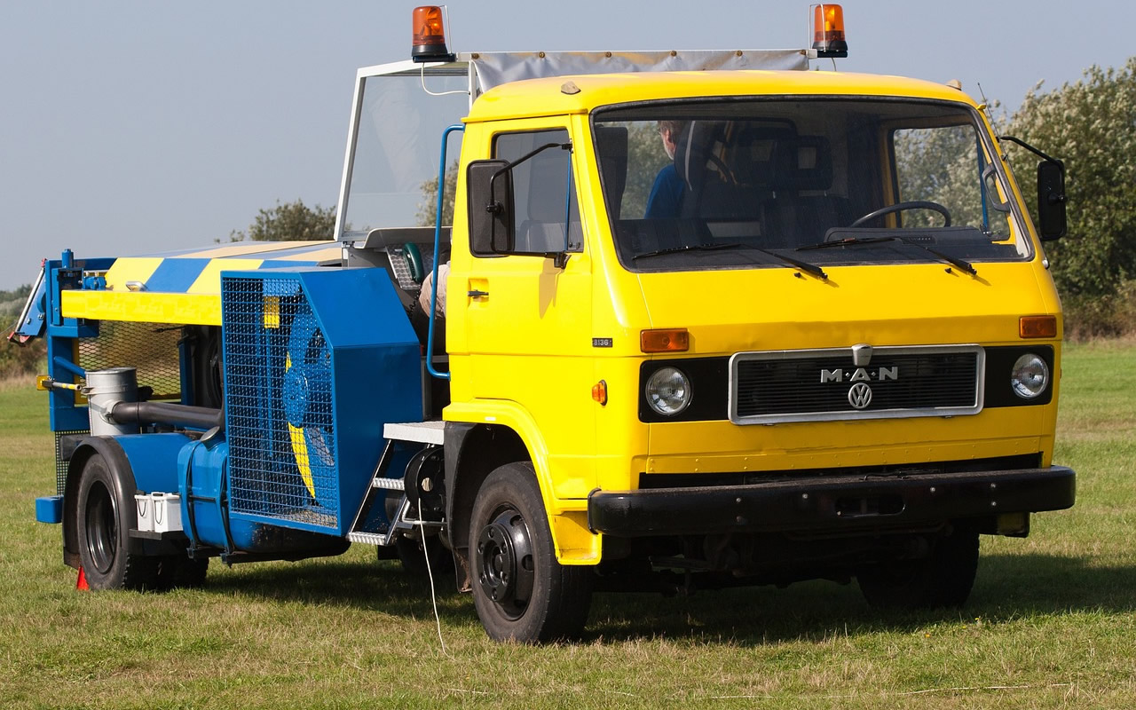 Industrial Vehicle